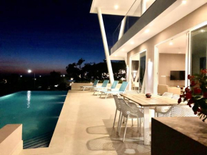 Villa CasaBella 180 Ocean View with Private Pool